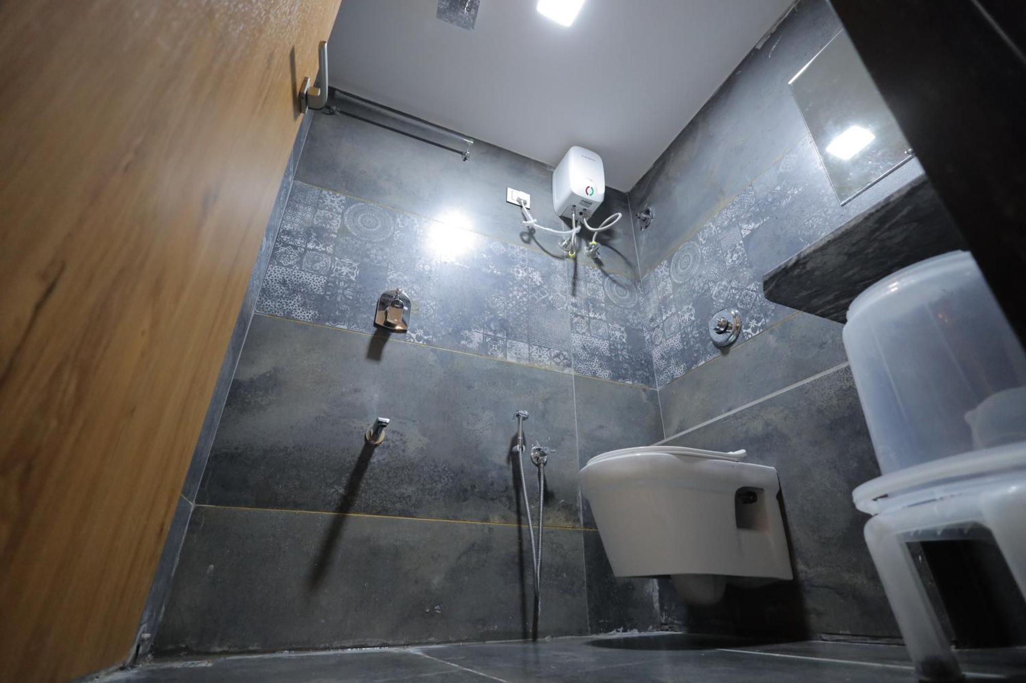 Hotel Rk Fortune Ahmedabad Luaran gambar